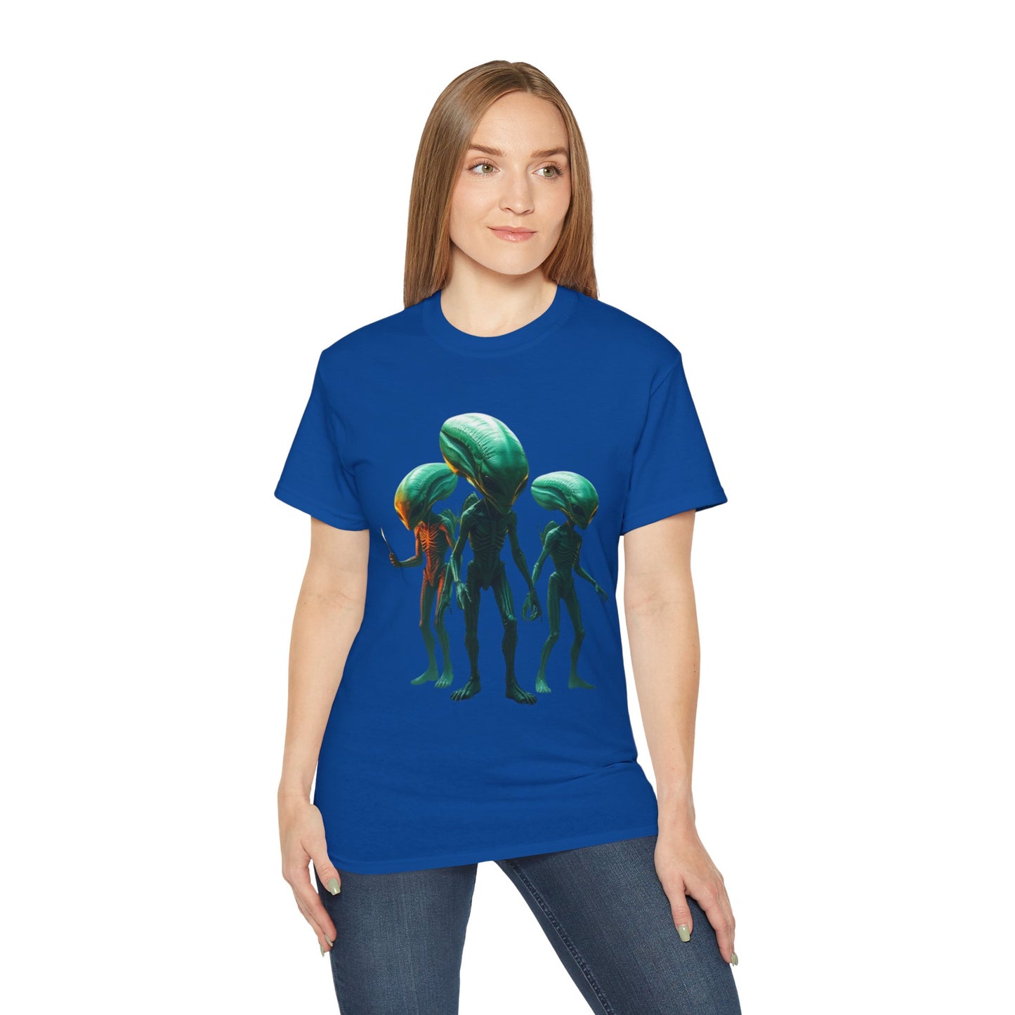 Alien Trio Graphic Tee — Retro Sci‑Fi Crewneck for Fans