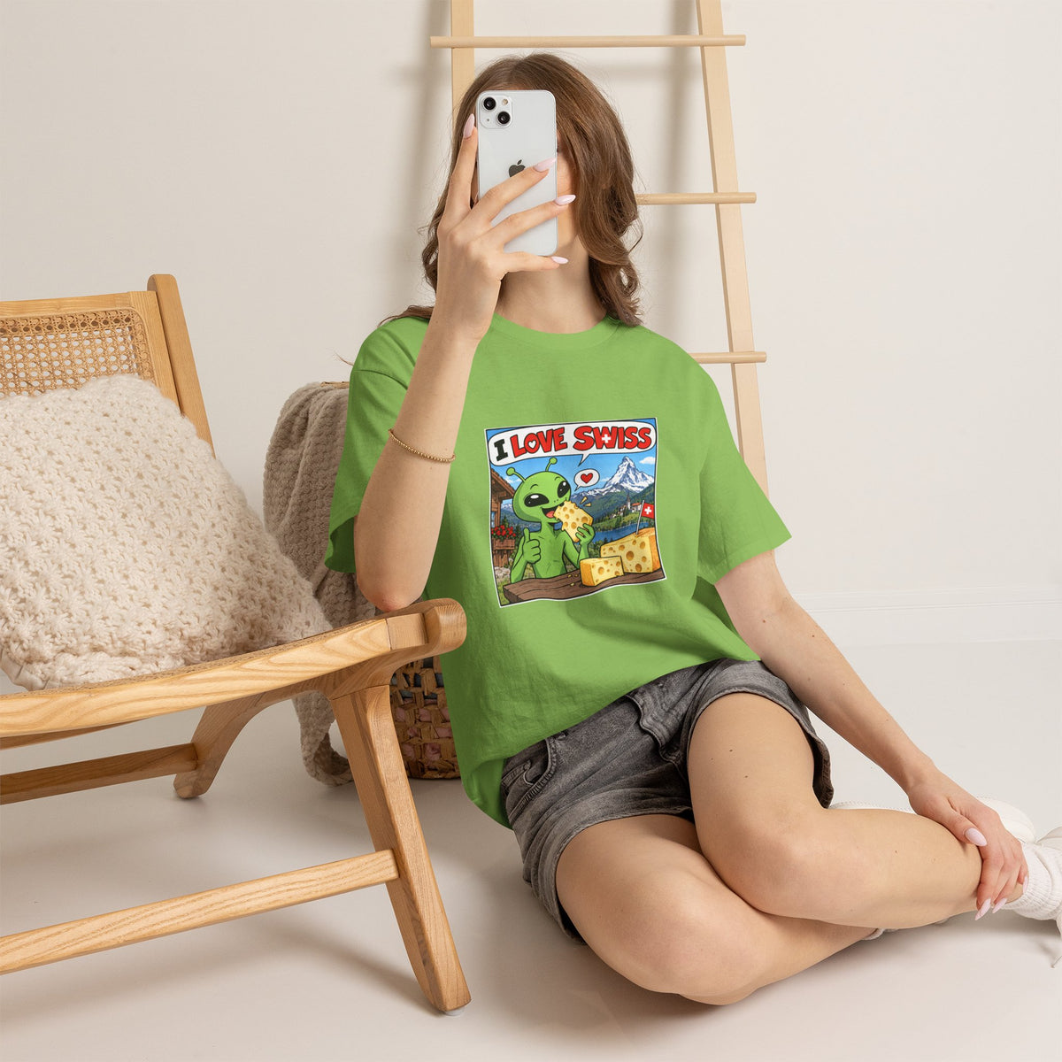 I Love Swiss Alien T-Shirt – lustiges Schweiz-Shirt mit Alien