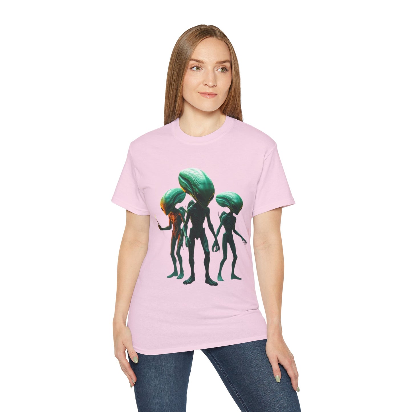 Alien Trio Graphic Tee — Retro Sci‑Fi Crewneck for Fans
