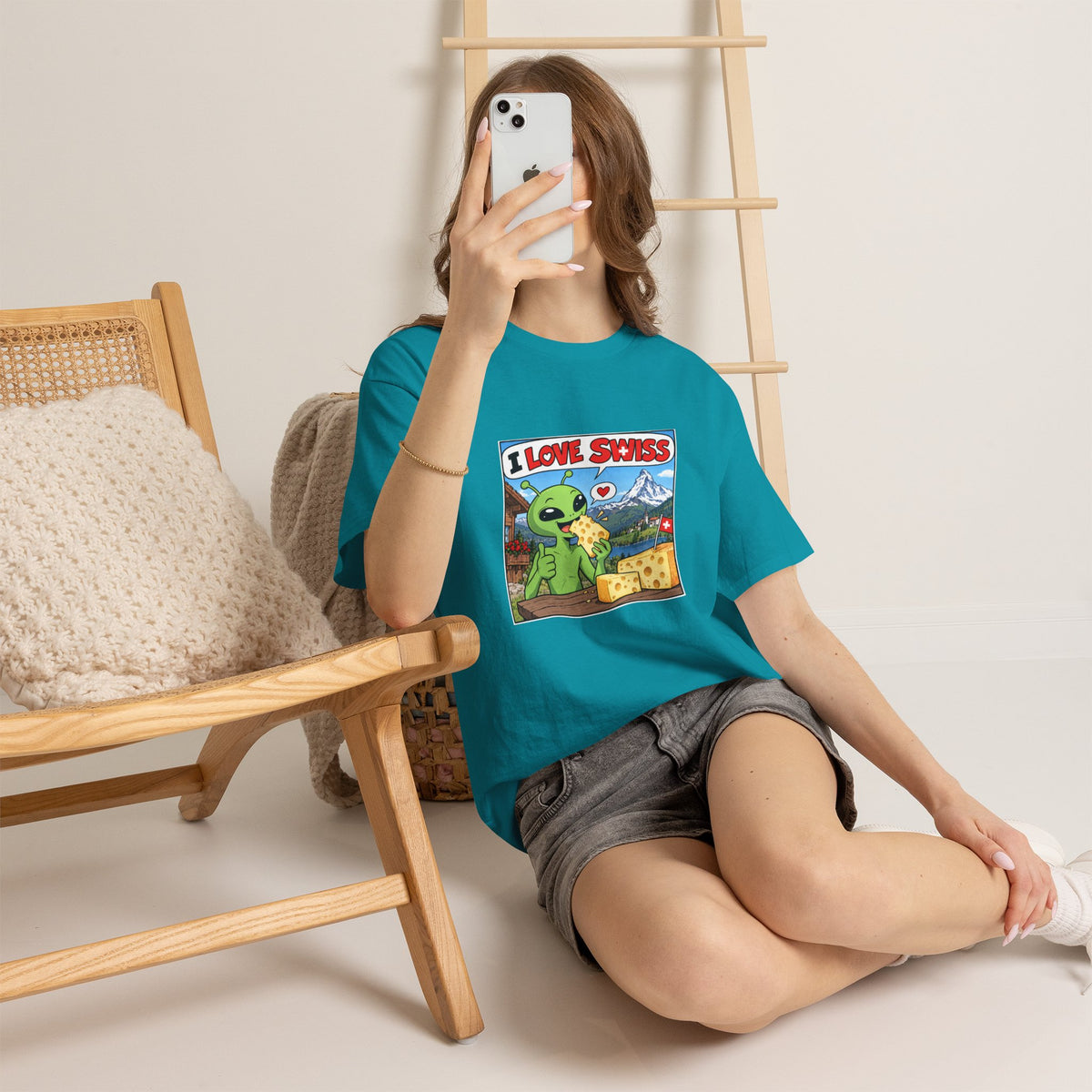 I Love Swiss Alien T-Shirt – lustiges Schweiz-Shirt mit Alien