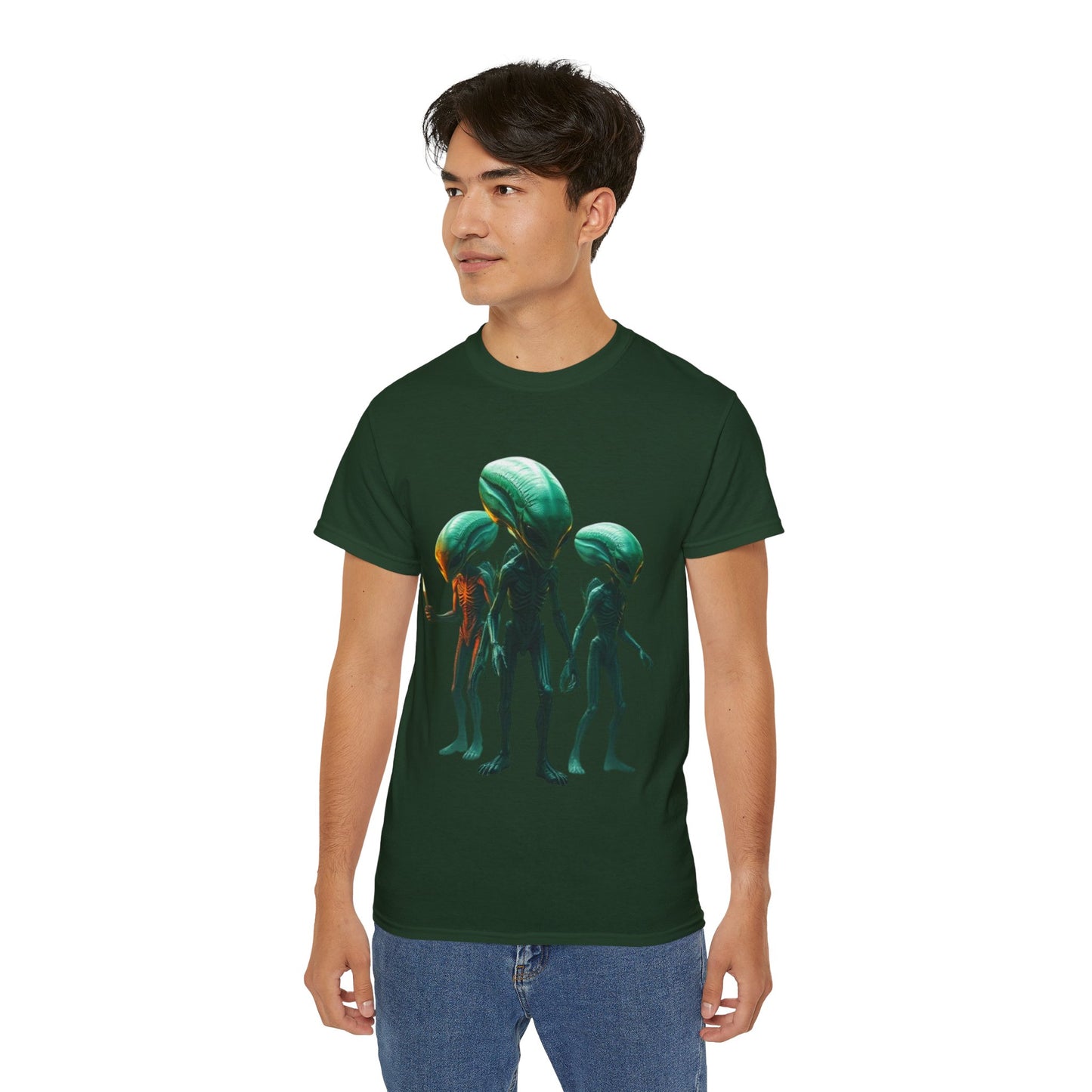 Alien Trio Graphic Tee — Retro Sci‑Fi Crewneck for Fans