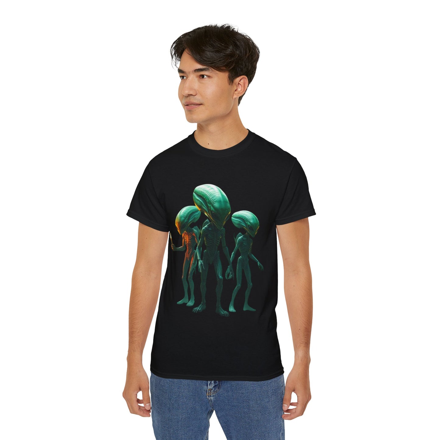 Alien Trio Graphic Tee — Retro Sci‑Fi Crewneck for Fans