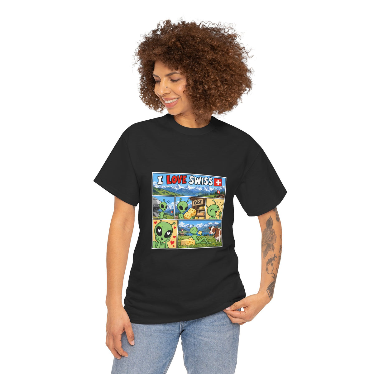 Swiss Comic T-Shirt mit Alien & Kuh – Schweiz Souvenir