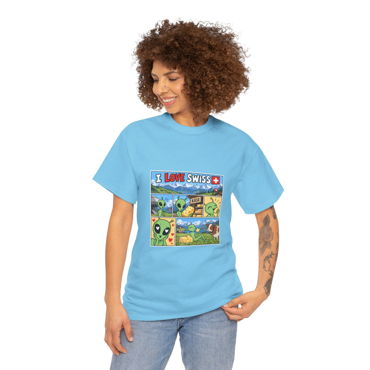 Swiss Comic T-Shirt mit Alien & Kuh – Schweiz Souvenir