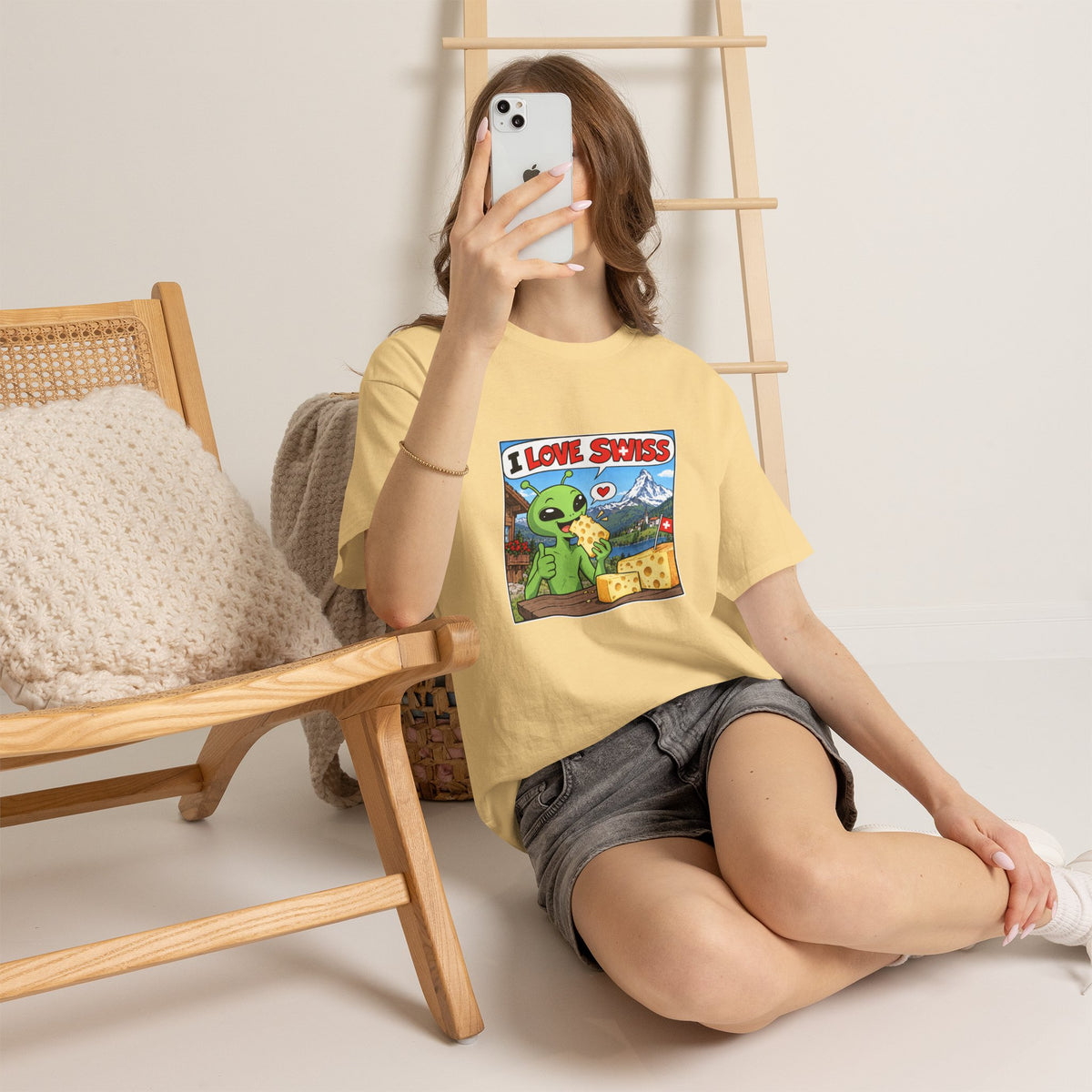 I Love Swiss Alien T-Shirt – lustiges Schweiz-Shirt mit Alien
