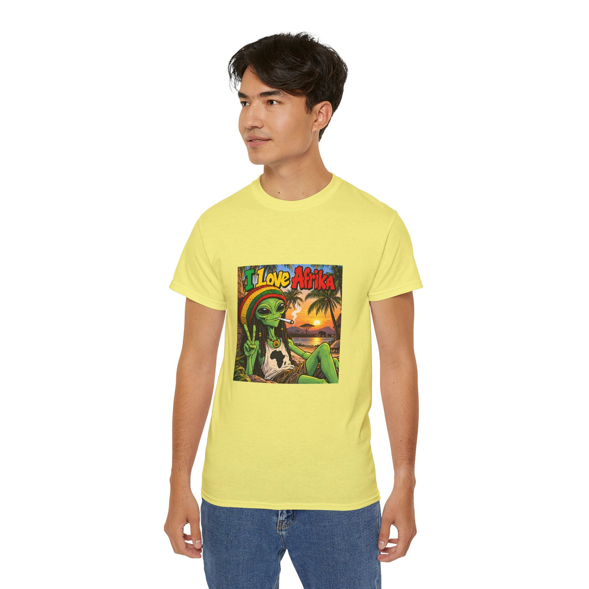 I Love Afrika Alien Sunset T-Shirt – Unisex