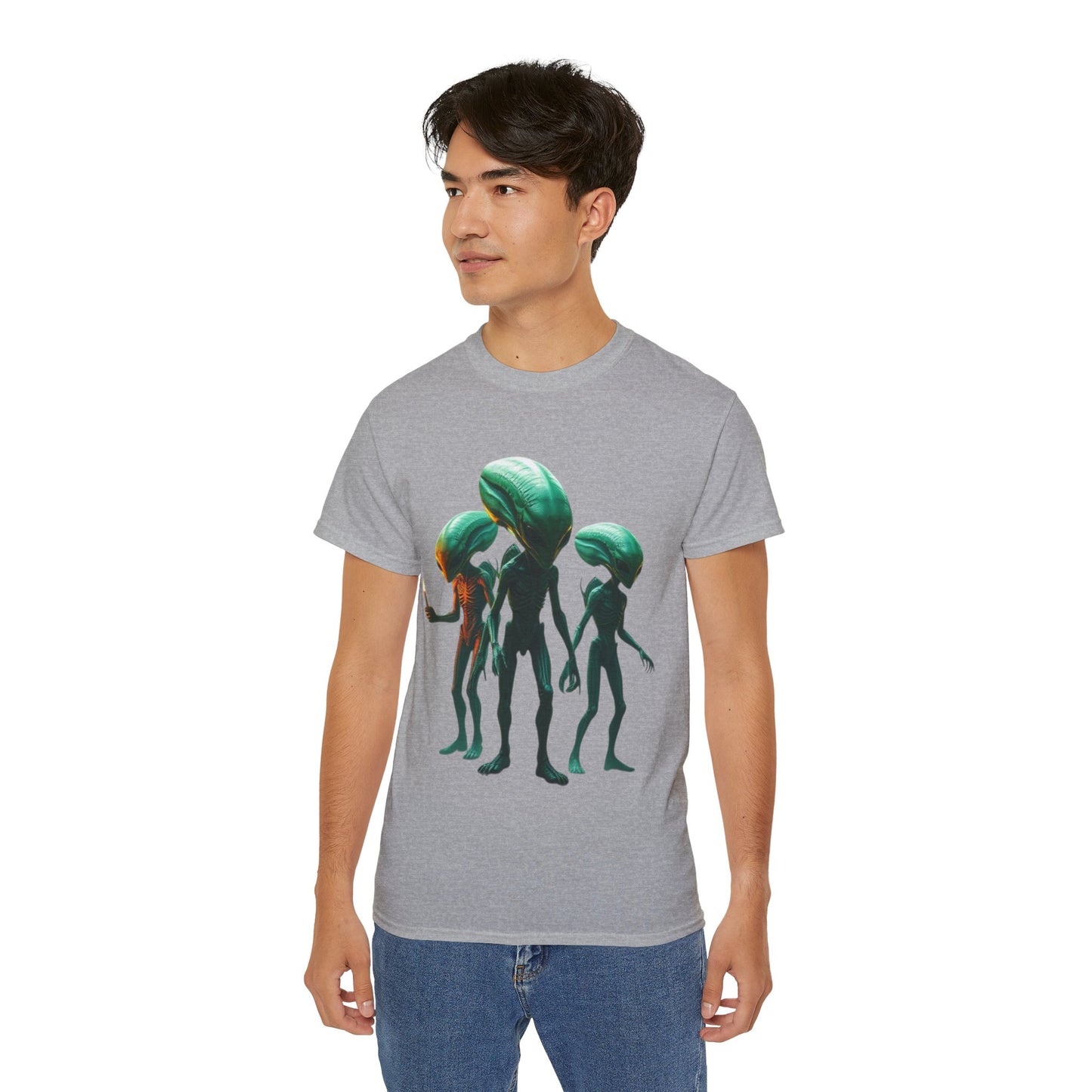 Alien Trio Graphic Tee — Retro Sci‑Fi Crewneck for Fans