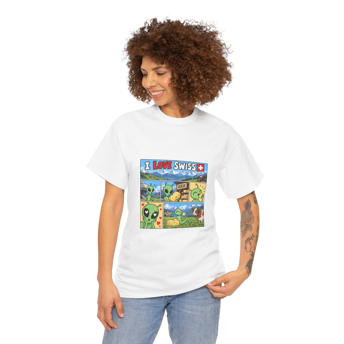 Swiss Comic T-Shirt mit Alien & Kuh – Schweiz Souvenir