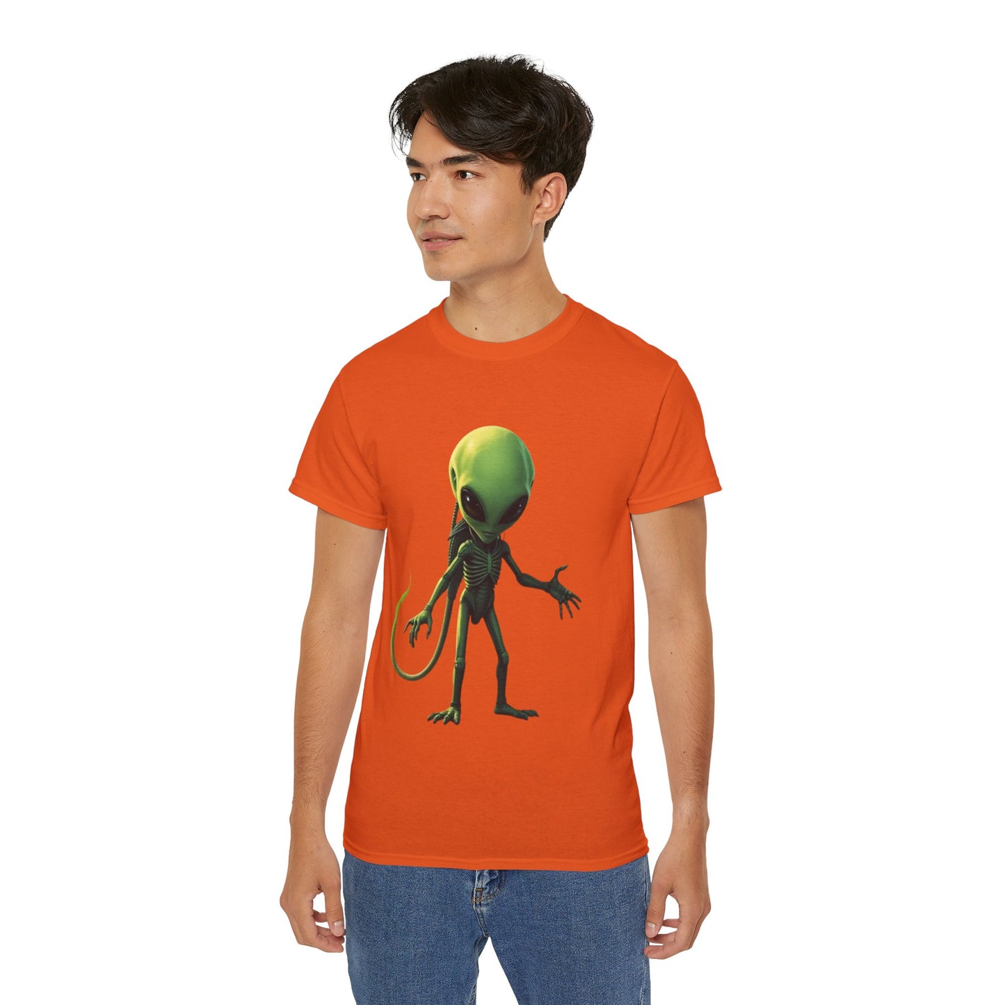 Alien Creature Graphic Tee — Green Sci‑Fi Alien Illustration T-Shirt