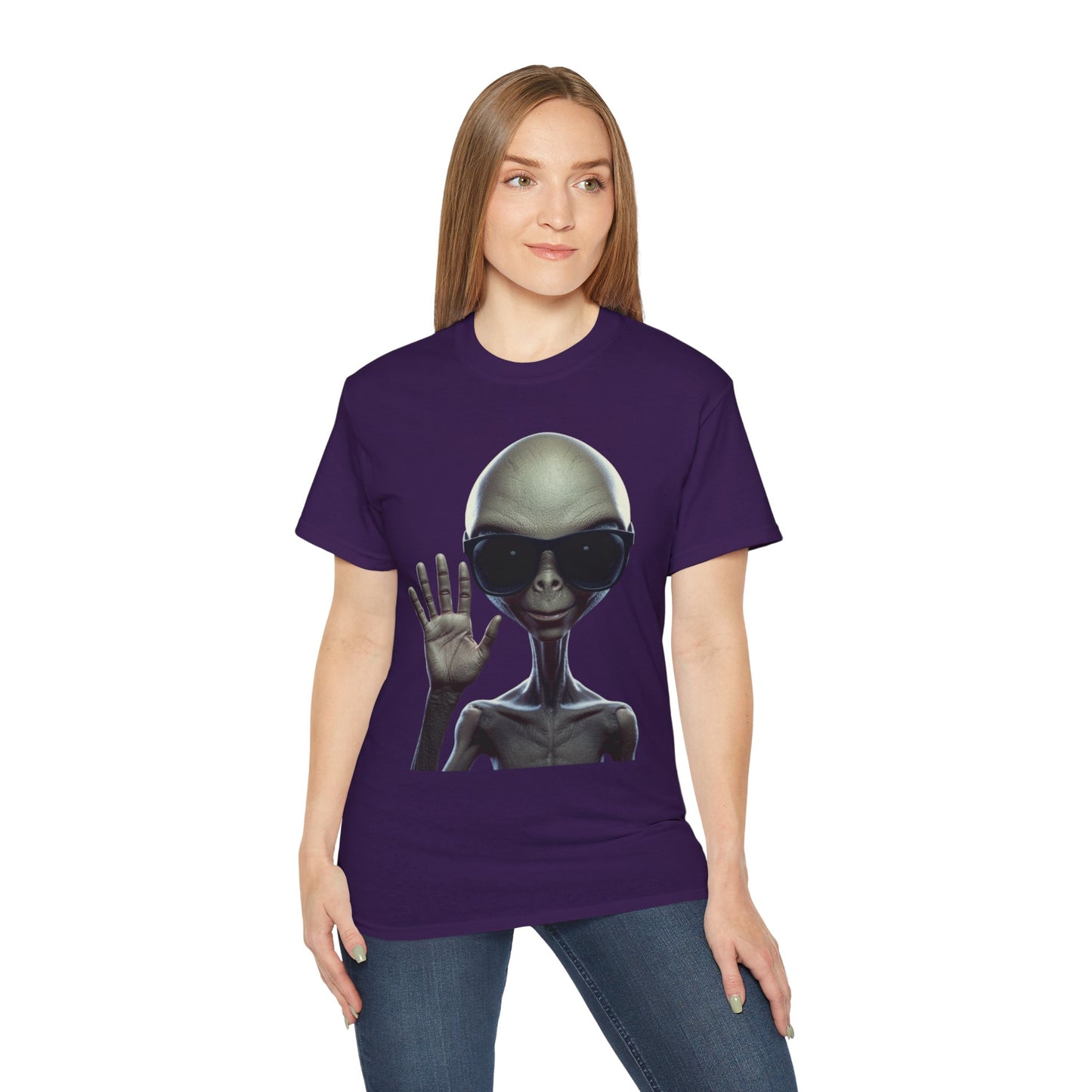 Alien Greeting T-Shirt — Retro Grey Extraterrestrial Waving Graphic Tee