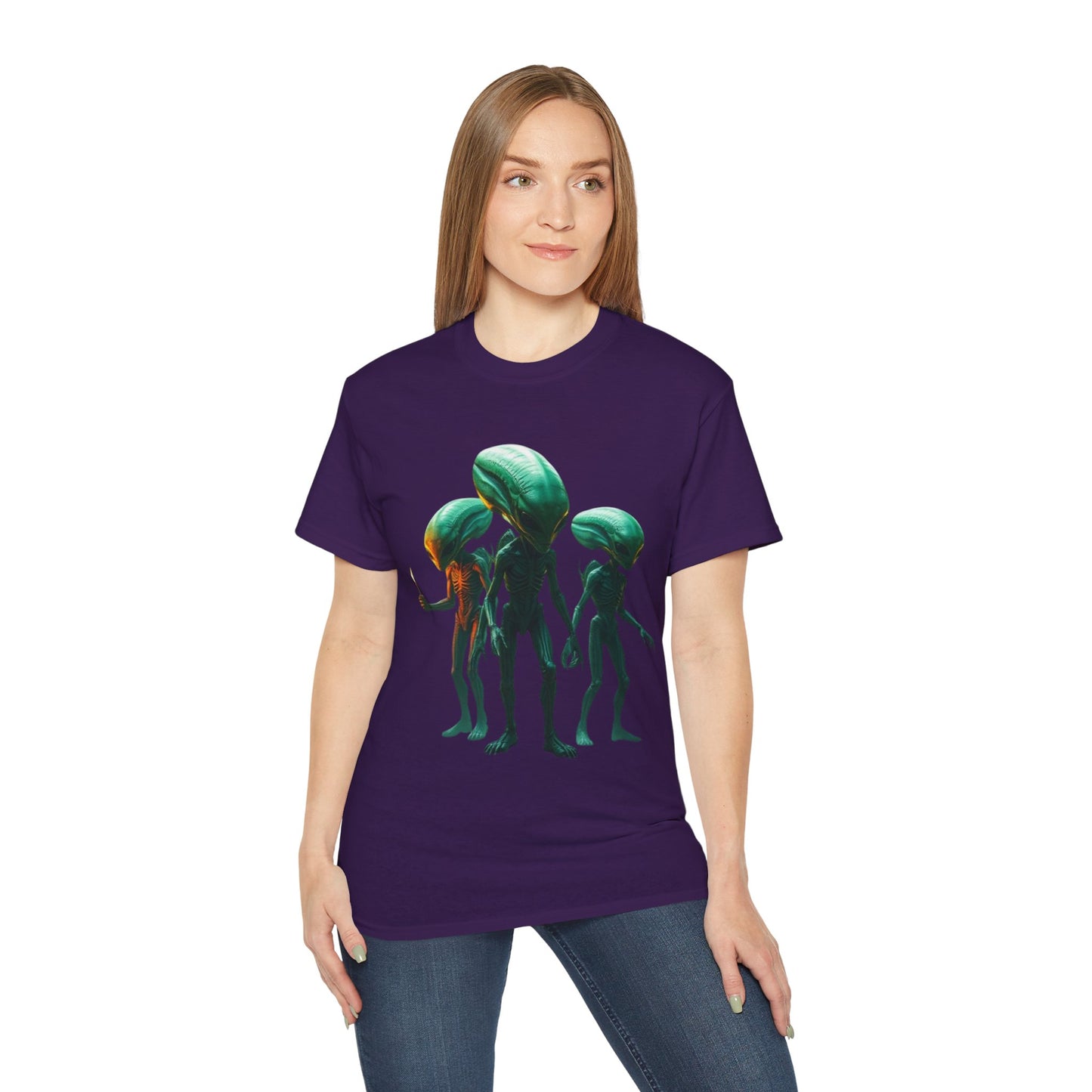 Alien Trio Graphic Tee — Retro Sci‑Fi Crewneck for Fans