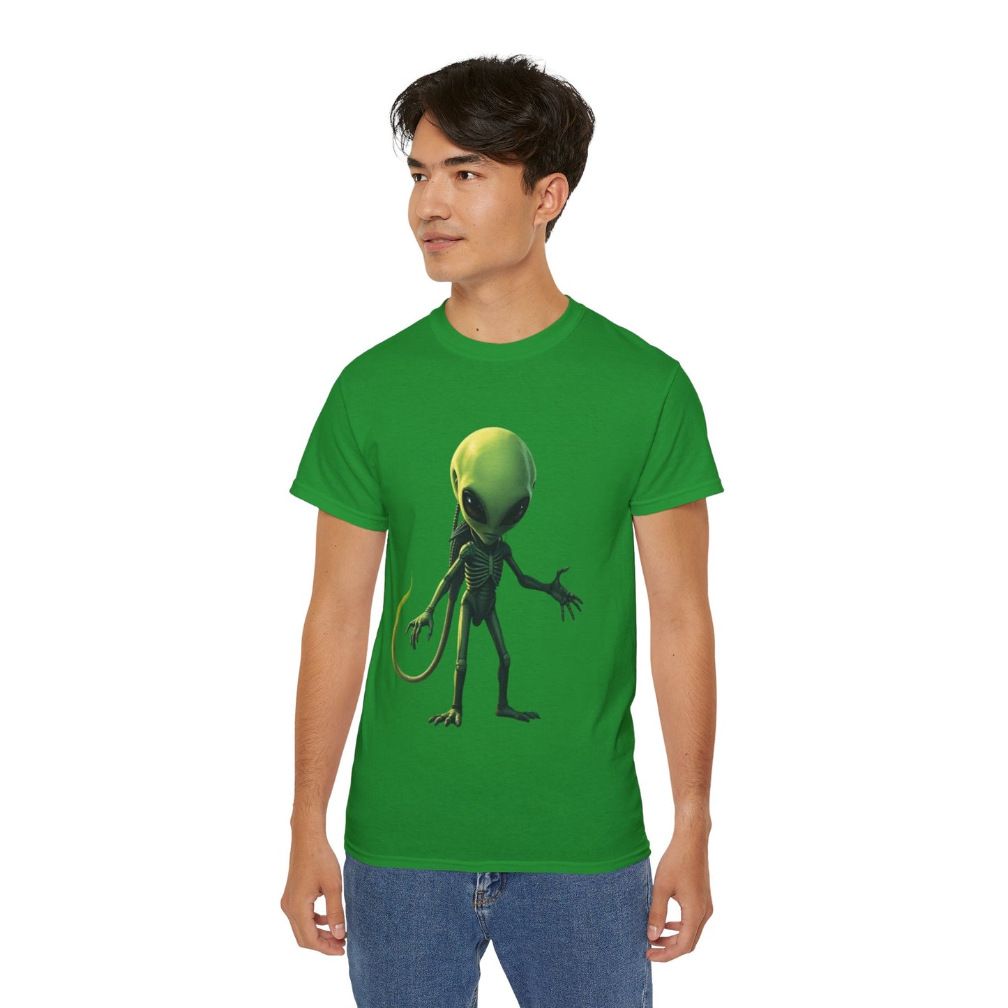 Alien Creature Graphic Tee — Green Sci‑Fi Alien Illustration T-Shirt