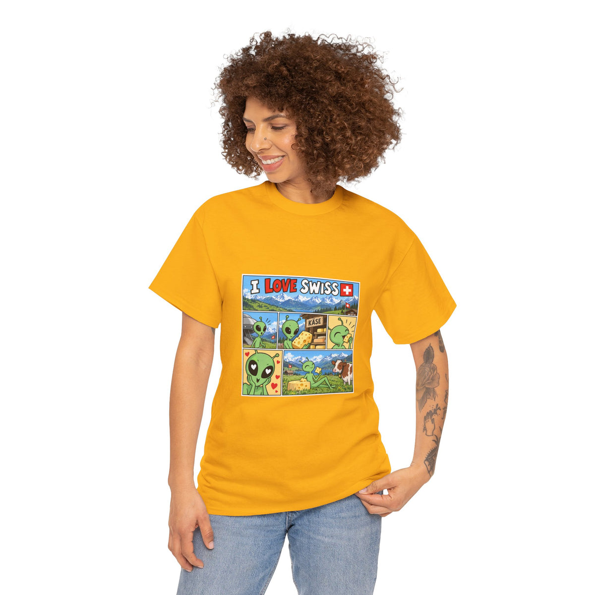 Swiss Comic T-Shirt mit Alien & Kuh – Schweiz Souvenir