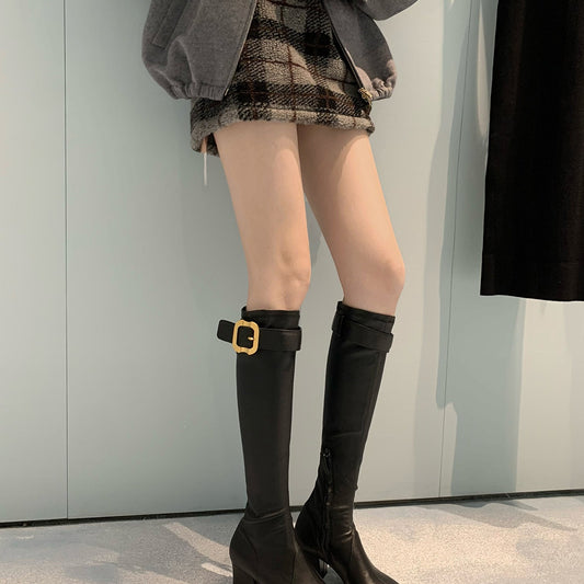 Damen-Stiefel mit 7-cm-Blockabsatz und goldener Schnalle