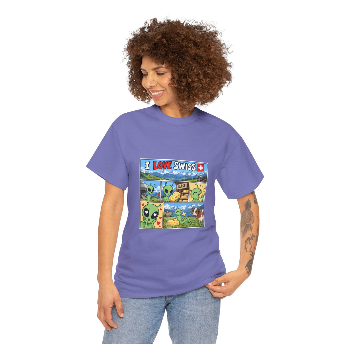 Swiss Comic T-Shirt mit Alien & Kuh – Schweiz Souvenir