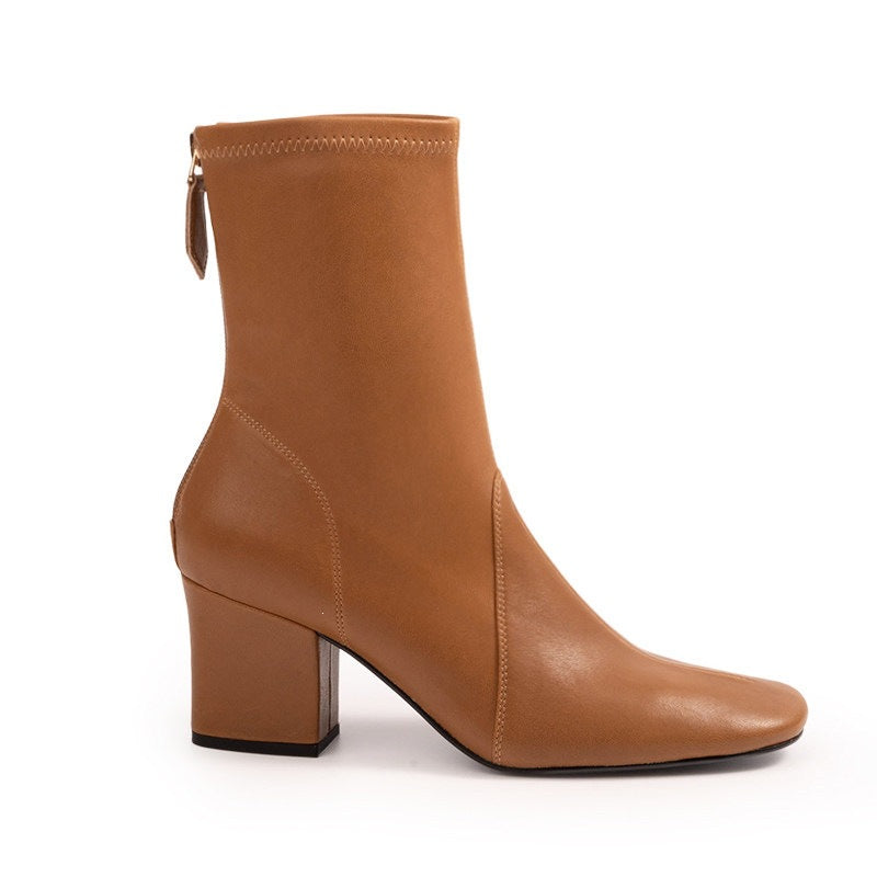 Damen-Stiefel mit 7-cm-Blockabsatz und goldener Schnalle