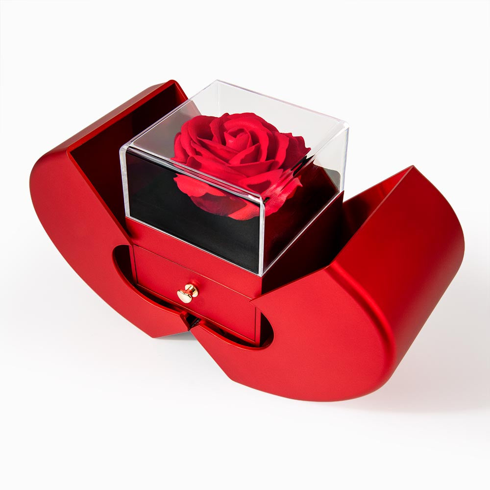 Liebesknoten-Halskette mit roter Herz-Rosen-Box
