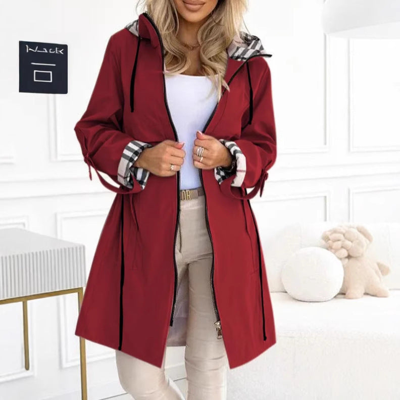 Karierter Trenchcoat mit Kapuze